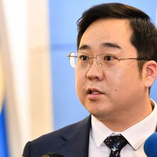 А.Баяр: Иргэдийнхээ эсрэг жагсдаг хотын дарга Х.Нямбаатарыг чөлөөлж байж Улаанбаатарын хотын хөгжлийн түүчээ ирнэ